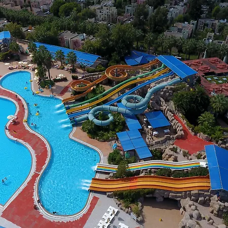 Vonresort Golden & Aqua Курортний комплекс