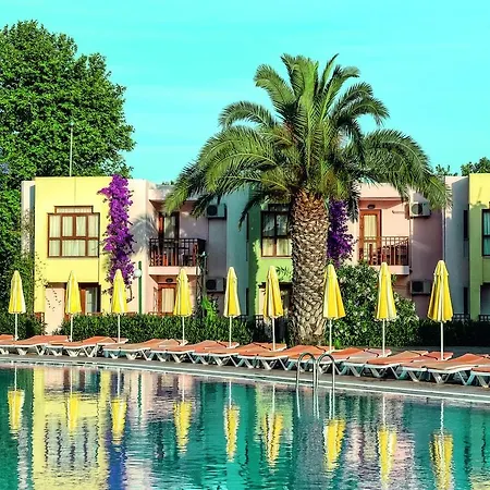 Курортний комплекс Vonresort Golden & Aqua 4*