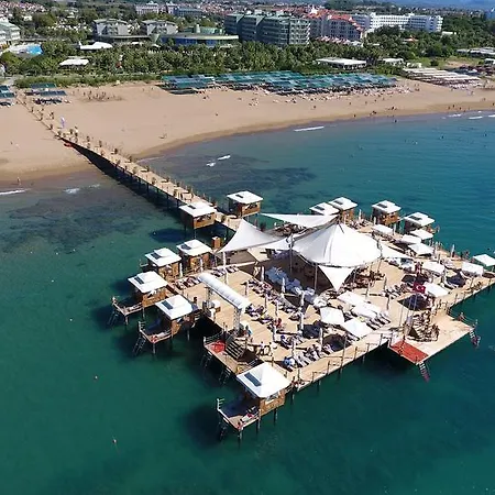 Vonresort Golden & Aqua Сіде
