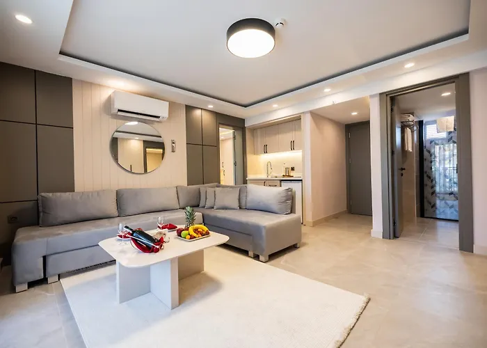 Vonresort Golden & Aqua Side