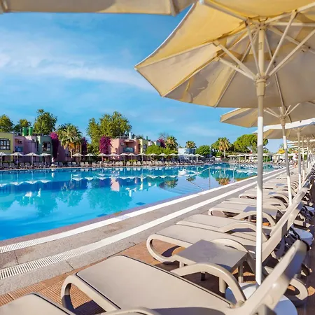 Vonresort Golden & Aqua منتجع