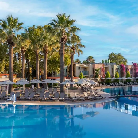 Vonresort Golden & Aqua 4* سيدي