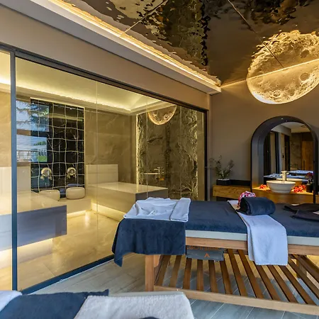 Vonresort Golden & Aqua 4*