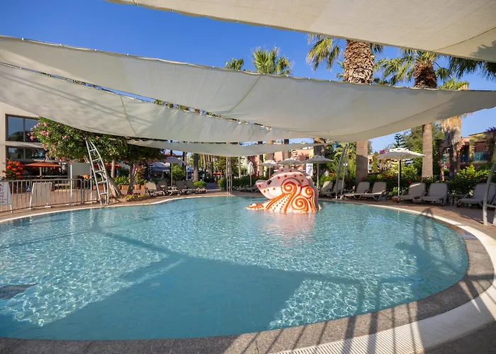 Resort Vonresort Golden & Aqua Side