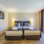 度假村 Vonresort Golden & Aqua 4*