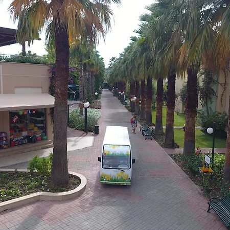 Θέρετρο Vonresort Golden & Aqua 4*