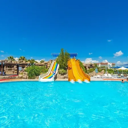 Vonresort Golden & Aqua Θέρετρο 4*