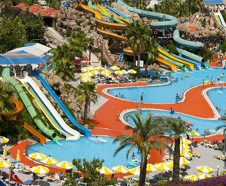 Vonresort Golden & Aqua Θέρετρο 4*