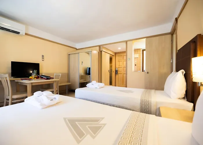 Vonresort Golden & Aqua Complex 4*