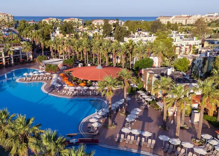 منتجع Vonresort Golden & Aqua 4*