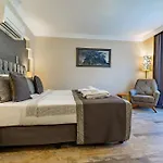 Vonresort Golden & Aqua 4* 시데